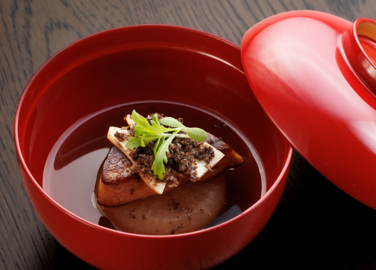 ふふ 軽井沢 -陽光の風-／ふふ 旧軽井沢 -静養の森-