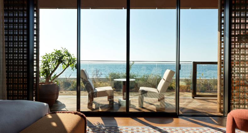 Casa CABaN HAYAMA