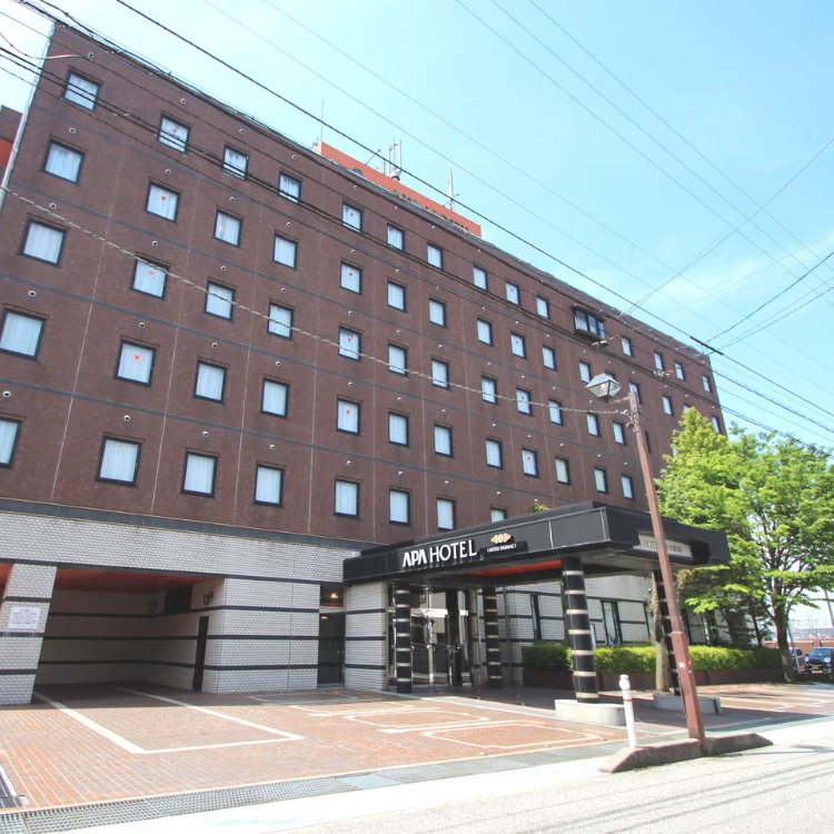 アパホテル〈魚津駅前〉
