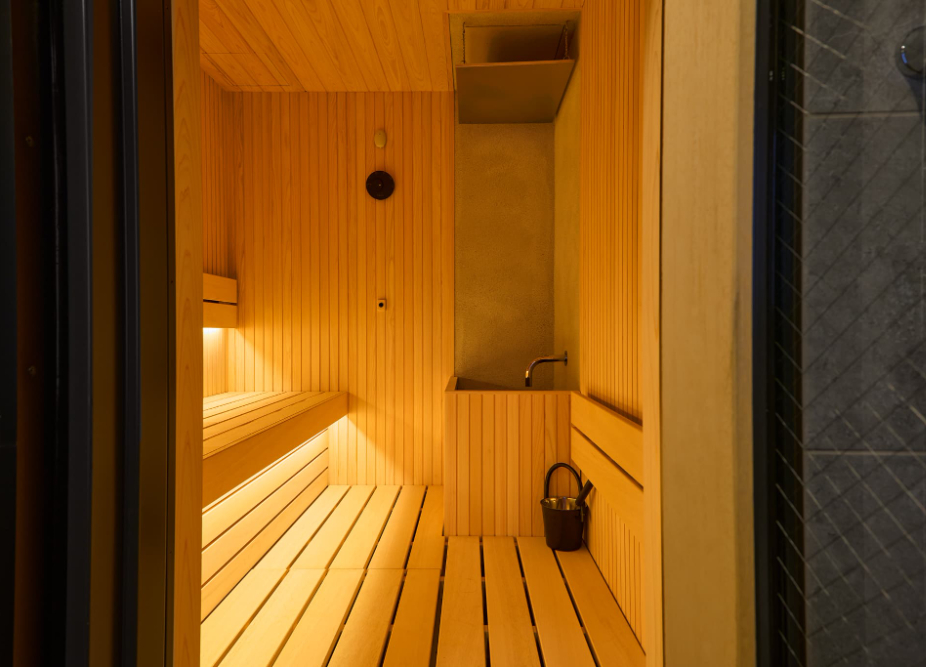 BASE LAYER HOTEL FUKUOKA