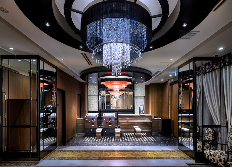 アパホテル〈埼玉東松山駅前〉